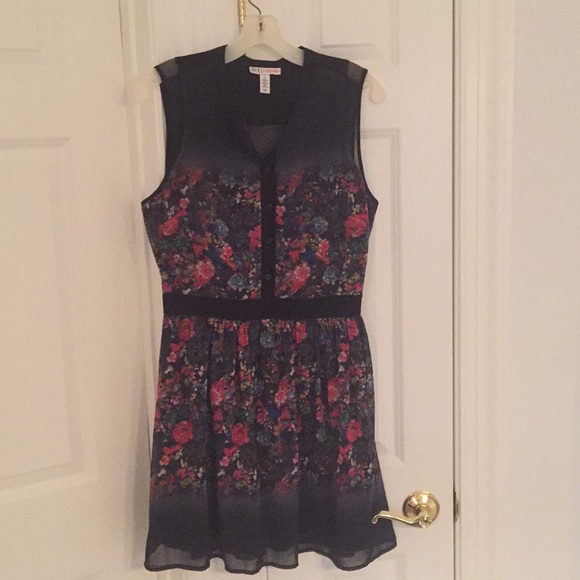 Made for Impulse floral dress size 8 - Picture 2 of 4